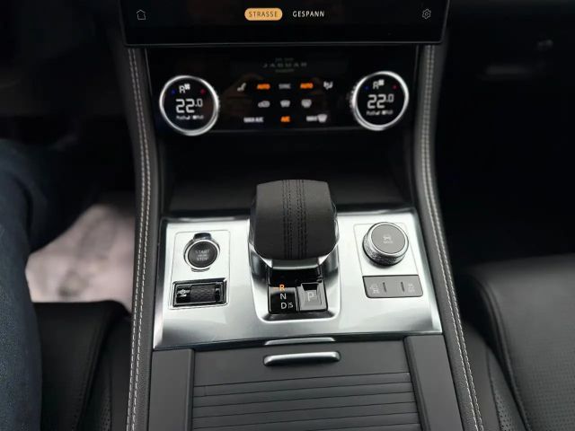 Jaguar F-Pace AWD R-Dynamic