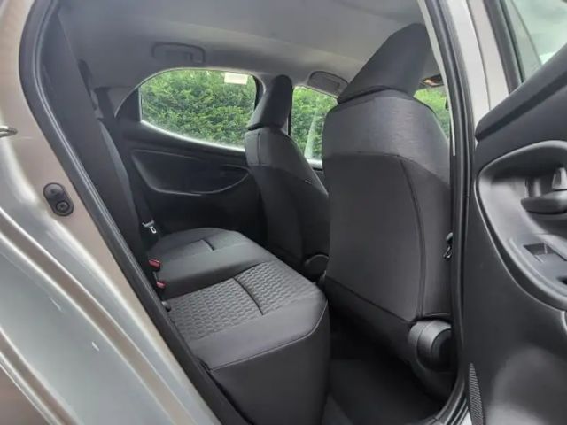 Toyota Yaris Hatchback Team D VVT-i