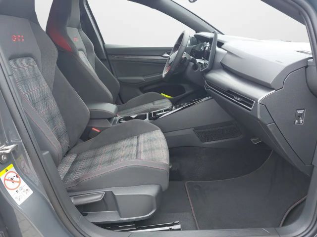 Volkswagen Golf 2.0 TSI DSG GTI