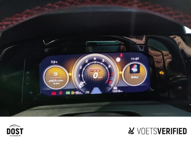 Volkswagen Golf 2.0 TSI DSG GTI