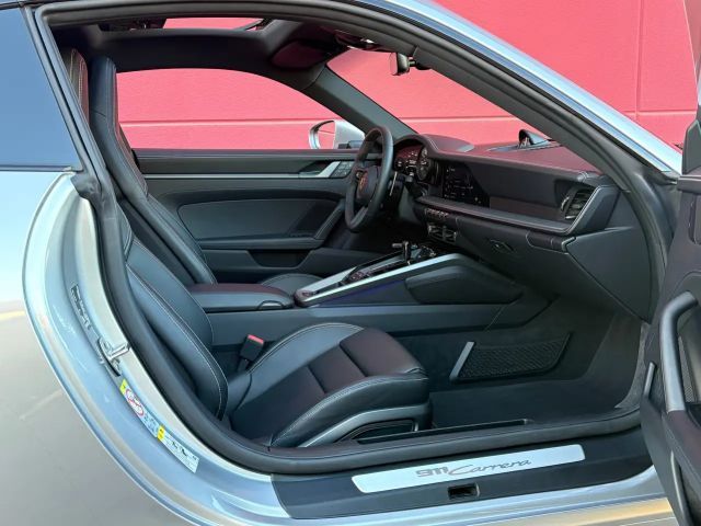 Porsche 992 Carrera Coupé