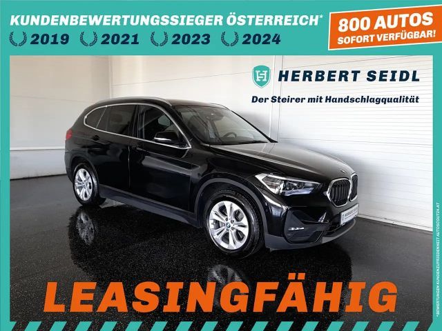 BMW X1 4x4 PHEV Aut. *VOLL LED / NAVI / KAMERA / HEAD-...
