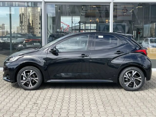 Toyota Yaris Hatchback Hybride VVT-i