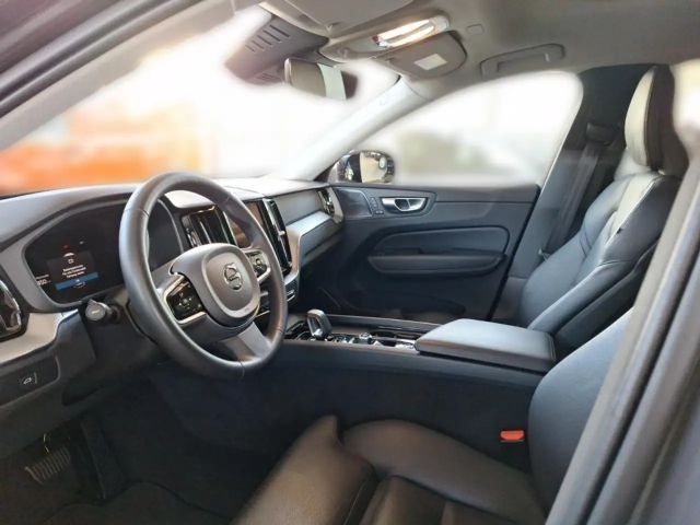 Volvo XC60 Dark Plus