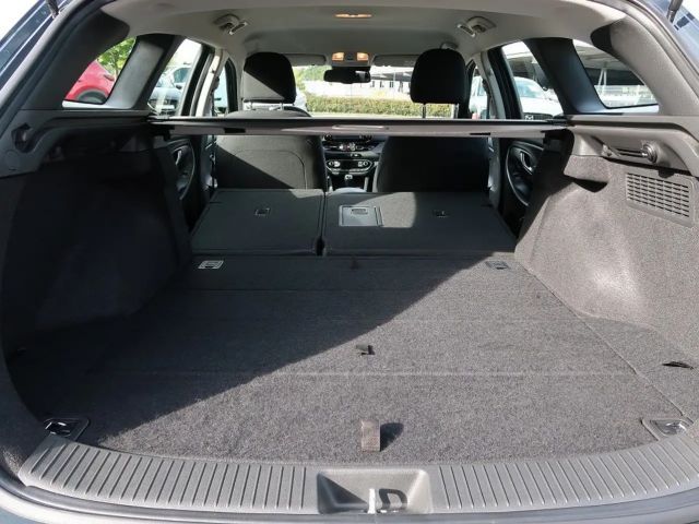 Hyundai i30 Hybrid Trend