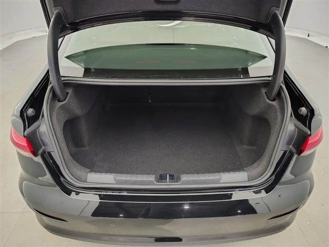 Audi A3 30 TDI Attraction Avant Sedan