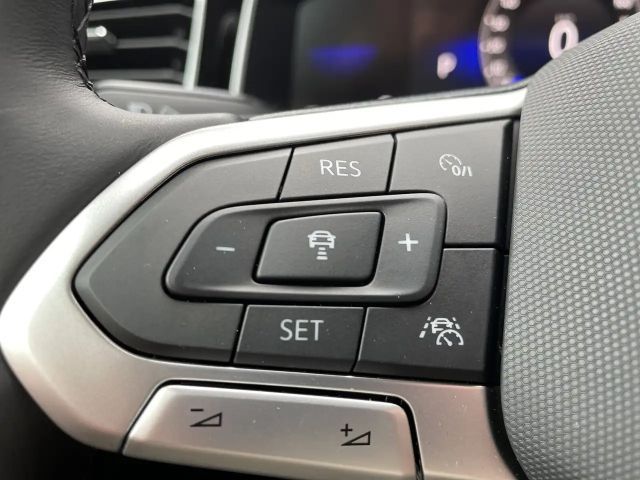 Volkswagen Taigo 1.5 TSI DSG R-Line Style