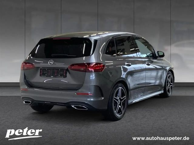 Mercedes-Benz B 220 4MATIC AMG Line