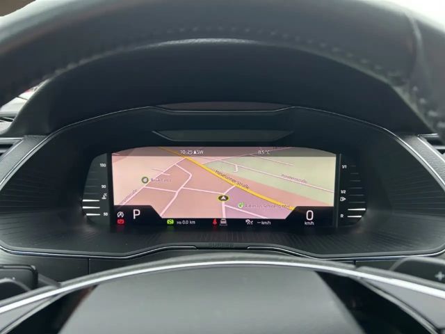 Skoda Superb 2.0 TDI Combi Style Style