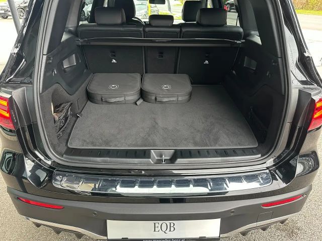 Mercedes-Benz EQB 300 4MATIC AMG Line