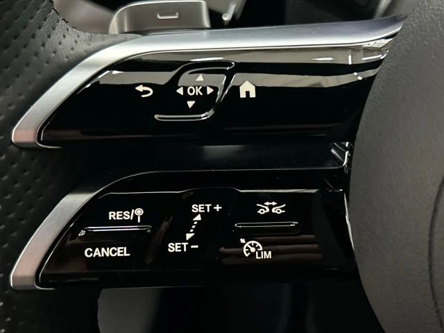 Mercedes-Benz A 200 AMG Line Hatchback