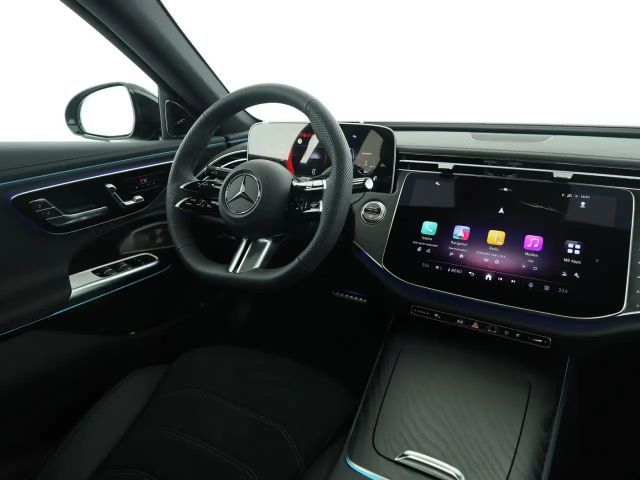 Mercedes-Benz E 220 E 220 d Sedan