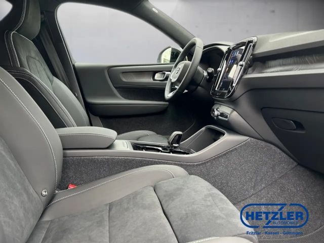 Volvo XC40 AWD Plus Recharge Twin Engine