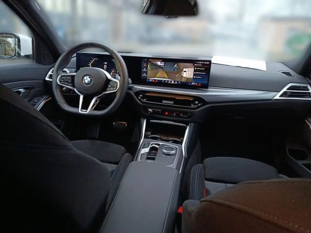 BMW 320 320d M-Sport Touring