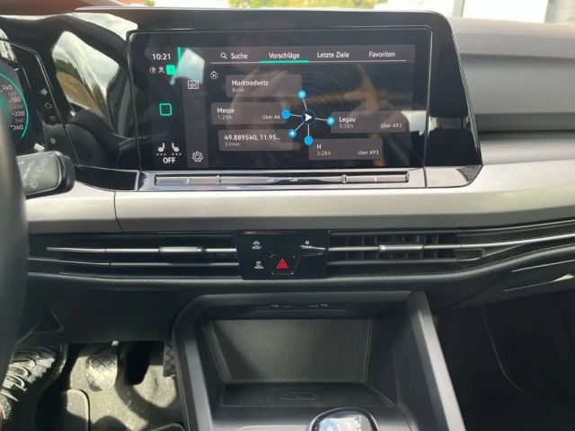 Volkswagen Golf 1.5 TSI Golf VIII Life