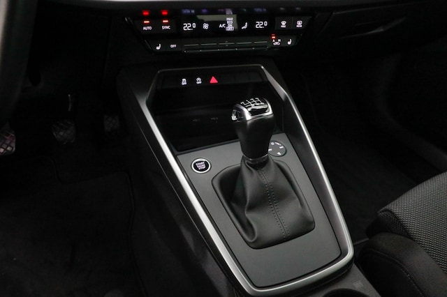 Audi A3 30 TFSI Sedan