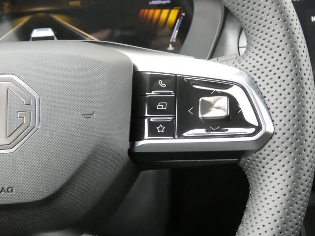MG ZS + 1,5 Deluxe +LED+360°+ACC+NAVI+PDC+LH+ALU