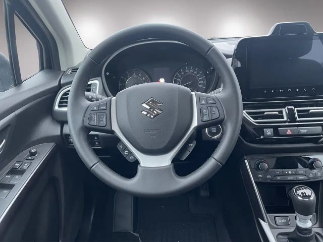 Suzuki S-Cross Flash Hybrid