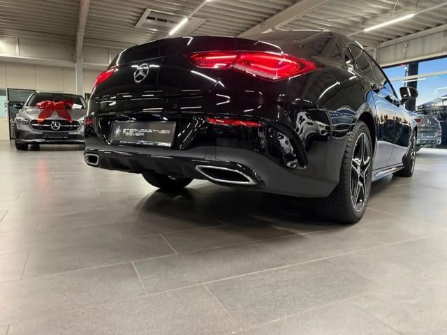 Mercedes-Benz CLA 180 AMG Line Coupé
