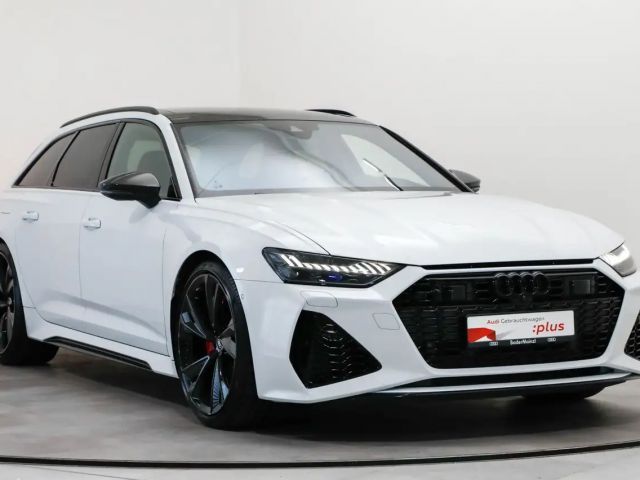 Audi RS6 AHK Pano HUD Matrix B&O