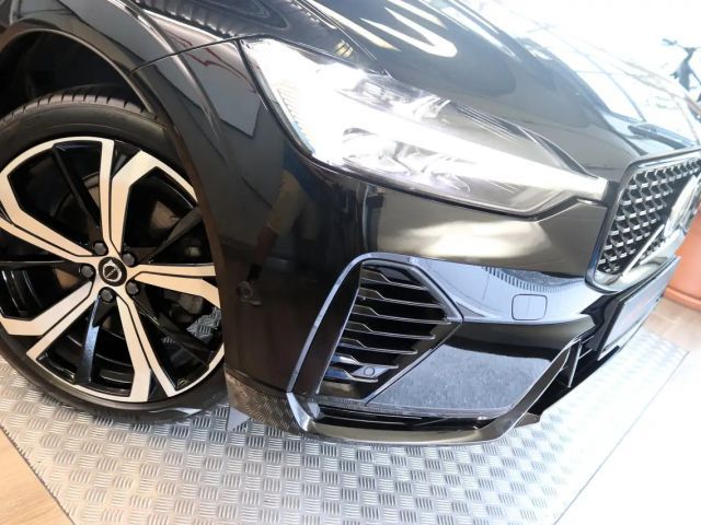 Volvo XC60 AWD Dark Plus Recharge