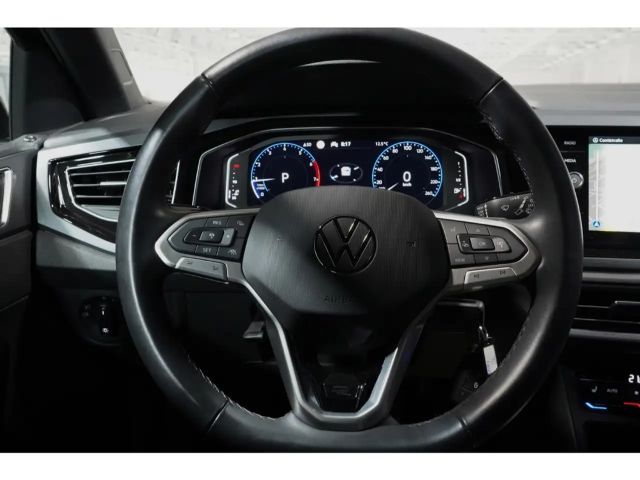 Volkswagen Polo 1.0 TSI DSG IQ.Drive R-Line