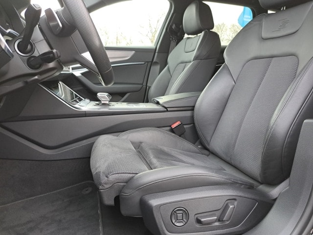 Audi A6 55 TFSI Avant Quattro S-Tronic Sport