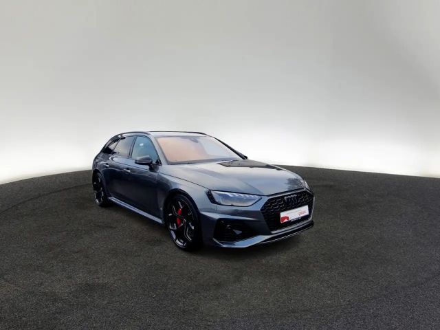 Audi RS4 Competition Quattro