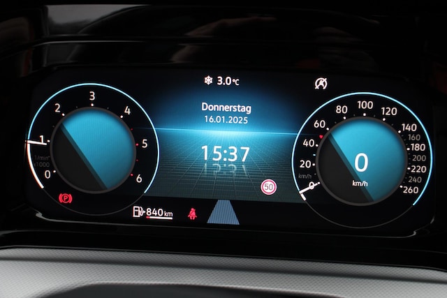 Volkswagen Golf 2.0 TDI Golf VIII Pro