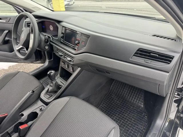 Volkswagen Polo 1.0 -nur 29900km - Top Zustand! LED!