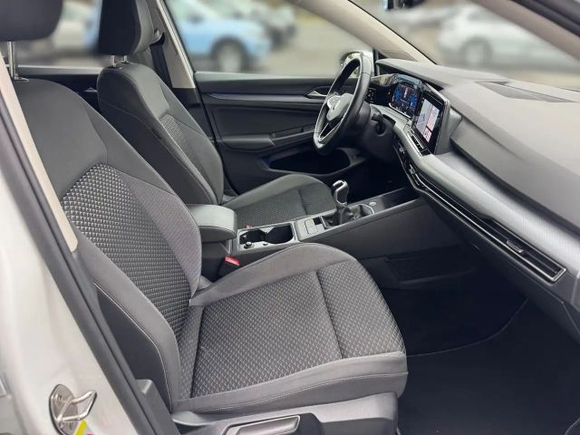 Volkswagen Golf 1.5 TSI Variant