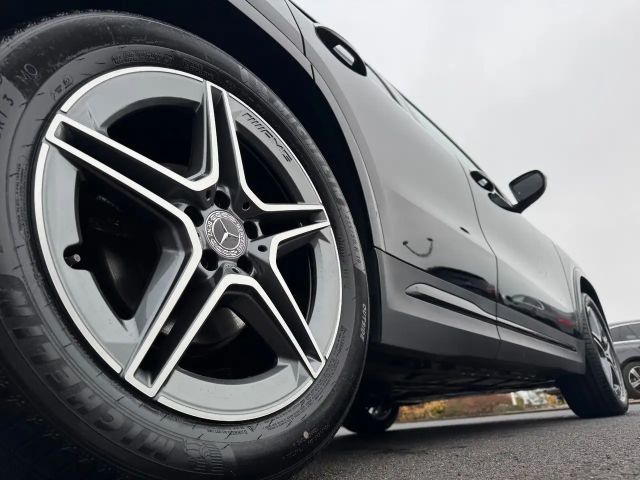 Mercedes-Benz GLA 200 AMG Line