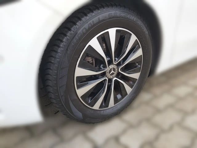 Mercedes-Benz A 180 A 180 d Style