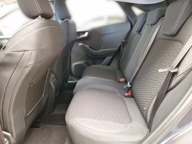 Ford Puma EcoBoost Titanium