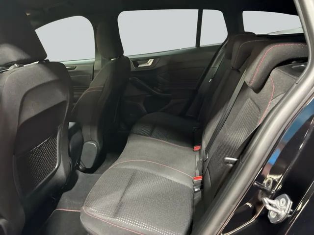 Ford Focus EcoBoost ST Line Wagon