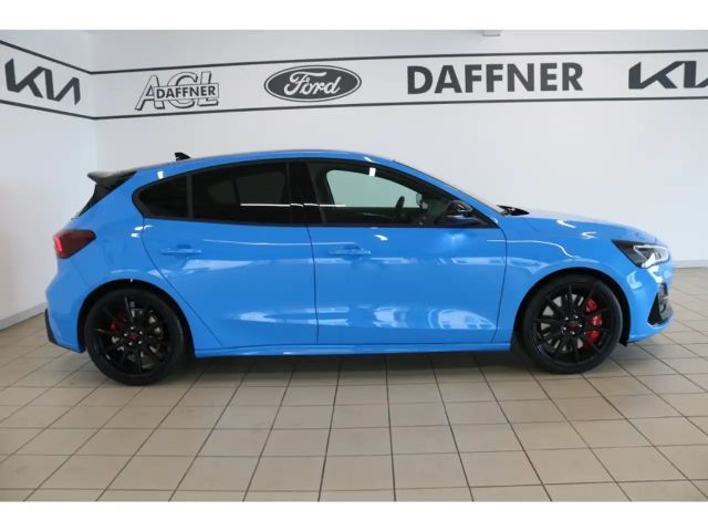 Ford Focus ST Line
