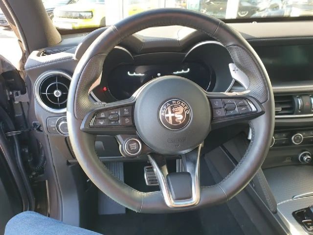Alfa Romeo Stelvio Q4 Veloce