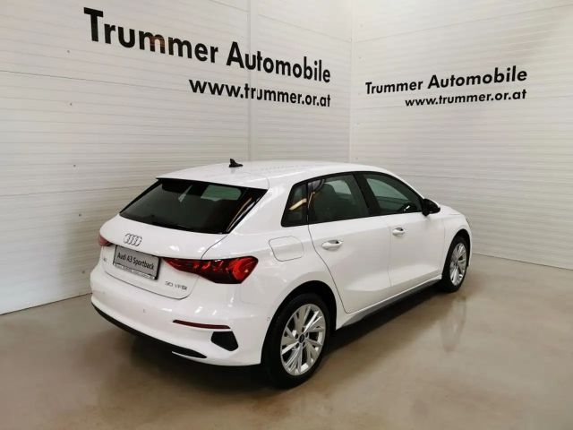 Audi A3 30 TFSI Sedan