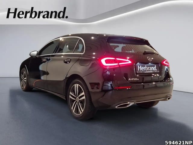 Mercedes-Benz A 250 Progressive