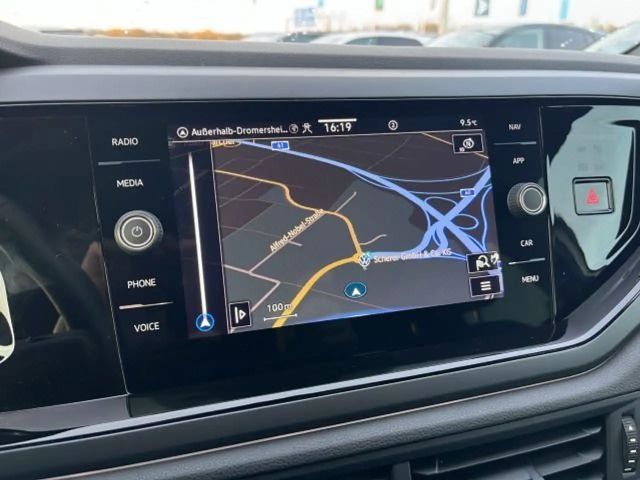 Volkswagen Polo 1.0 TSI DSG R-Line