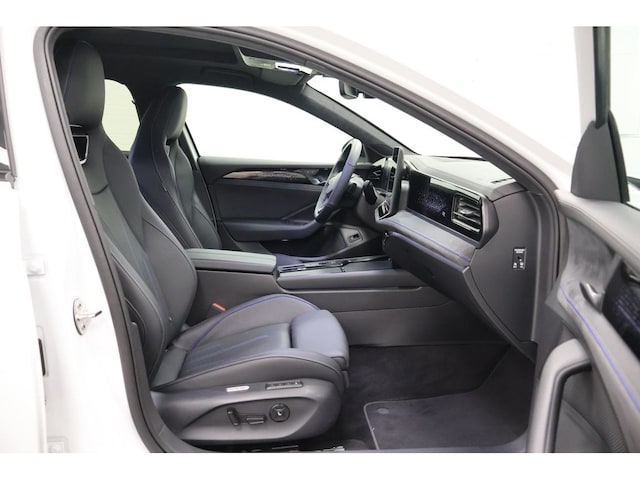 Volkswagen Passat 2.0 TDI R-Line Variant