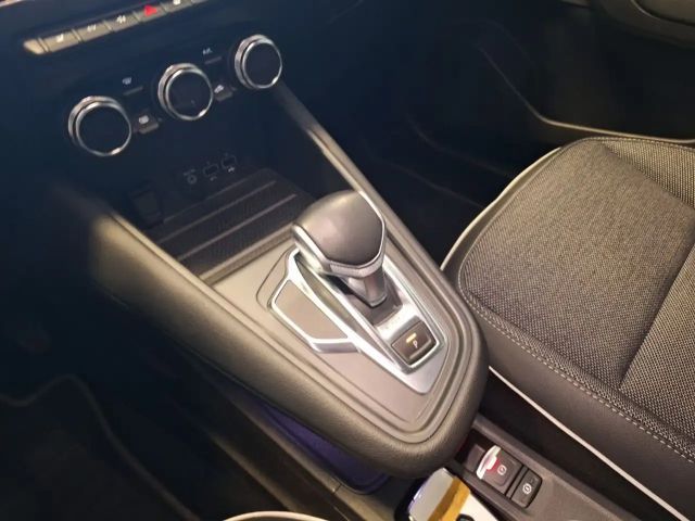 Renault Captur E-Tech Intens