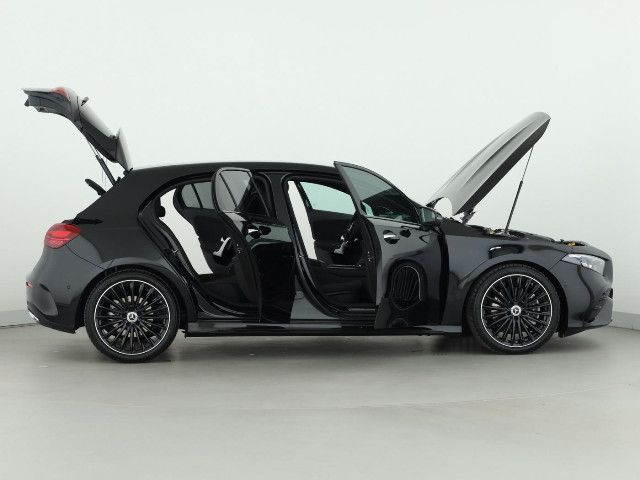 Mercedes-Benz A 220 A 220 d