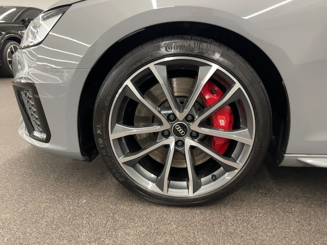 Audi S4 Avant Quattro