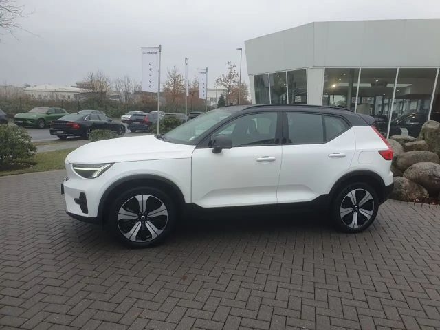 Volvo XC40 Core Recharge