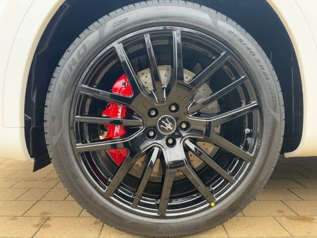 Maserati Levante Modena