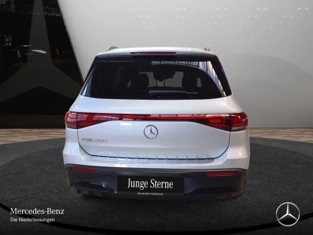 Mercedes-Benz EQB 250 AMG Line