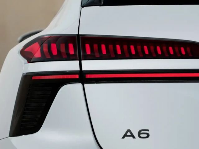 Audi A6 Avant Quattro S-Line