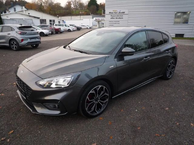 Ford Focus ST Line