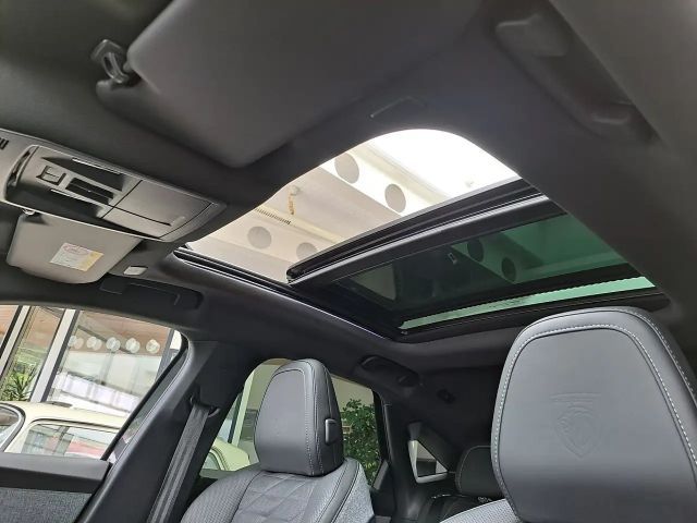 Peugeot E-3008 73Kwh